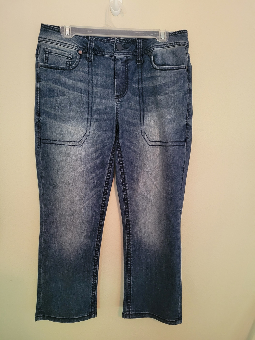 Seven7 Women's Straight Leg Jeans in Faded Denim Blue